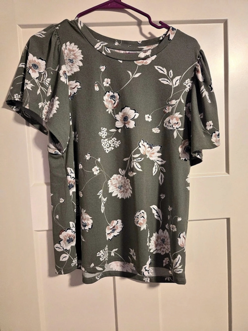 Maurices Floral Short Sleeve Top in Green & Pink